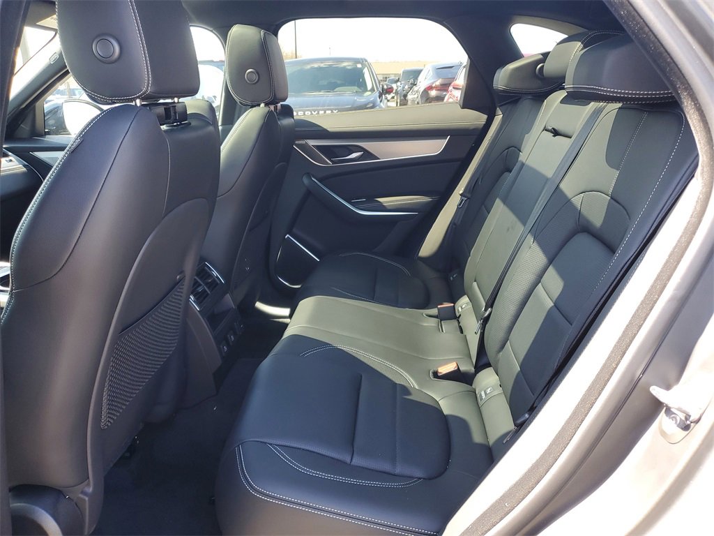 New 2025 Jaguar F-PACE R-Dynamic S image 30