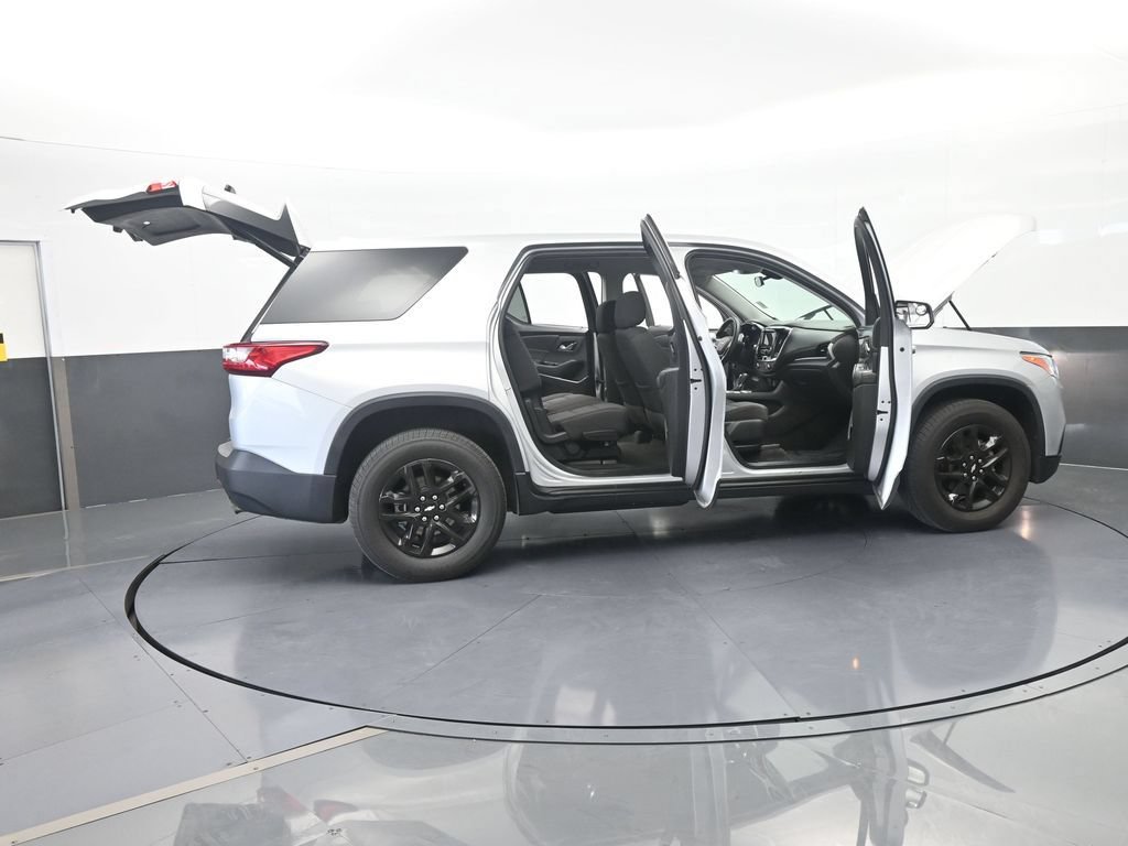 Used 2020 Chevrolet Traverse LS FWD image 68