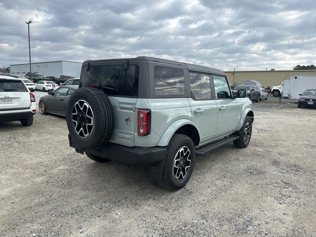 Used 2024 Ford Bronco Outer Banks image 5