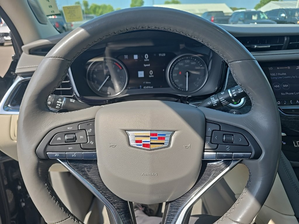Used 2022 Cadillac XT6 Premium Luxury w/ Technology Package AWD/4WD image 11