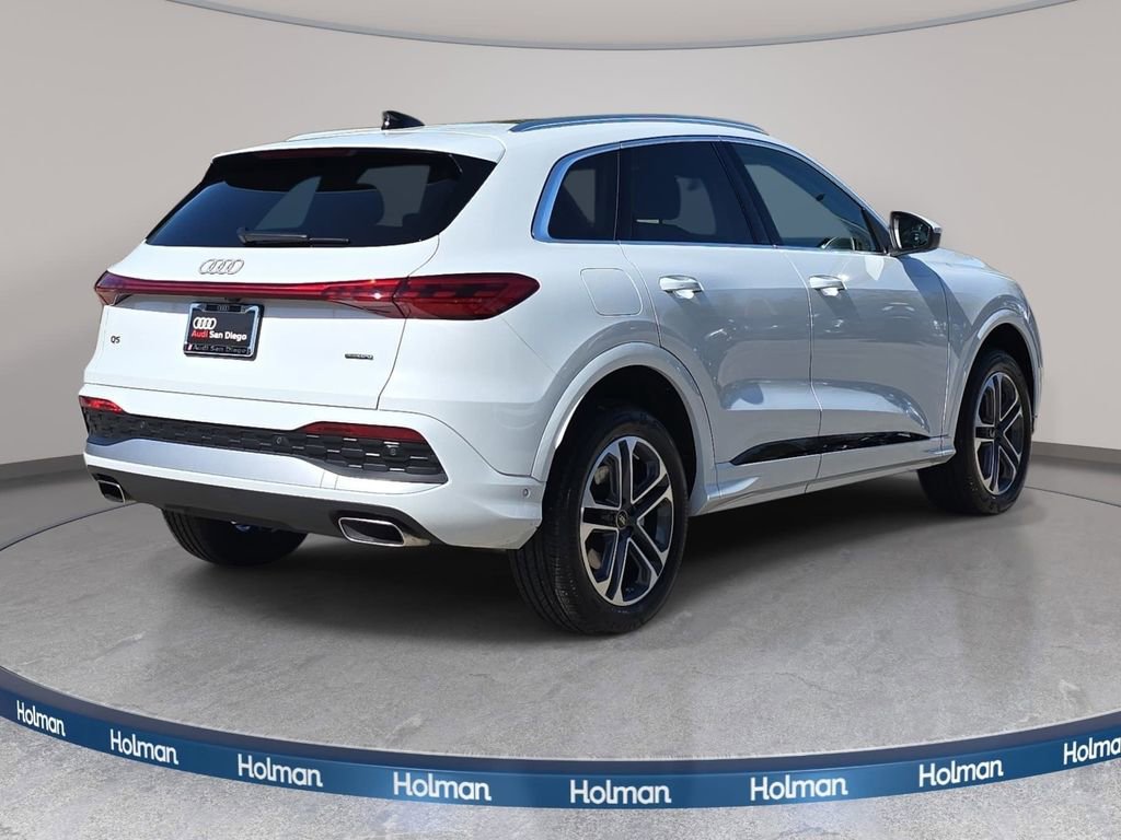 Certified 2025 Audi Q5 Premium w/ Convenience Package AWD/4WD image 5