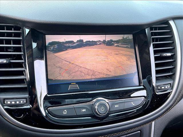 Used 2021 Chevrolet Trax LT FWD image 23