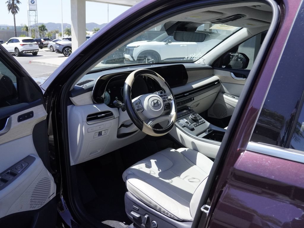 Used 2023 Hyundai Palisade Limited FWD image 23