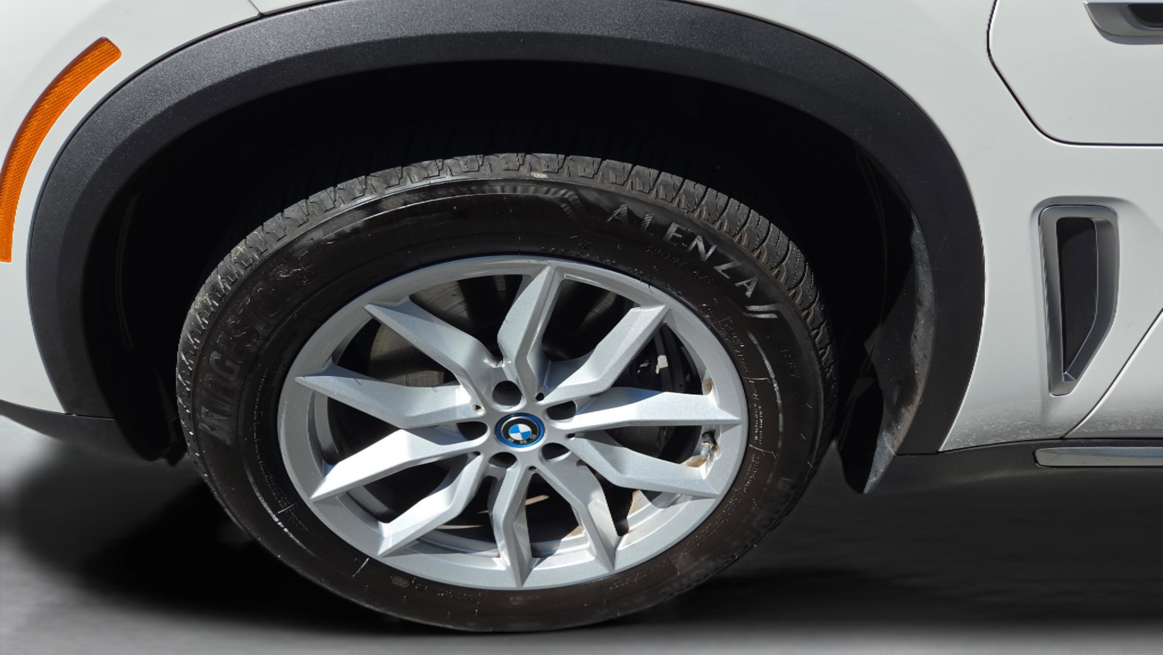 Used 2022 BMW X5 xDrive45e image 23