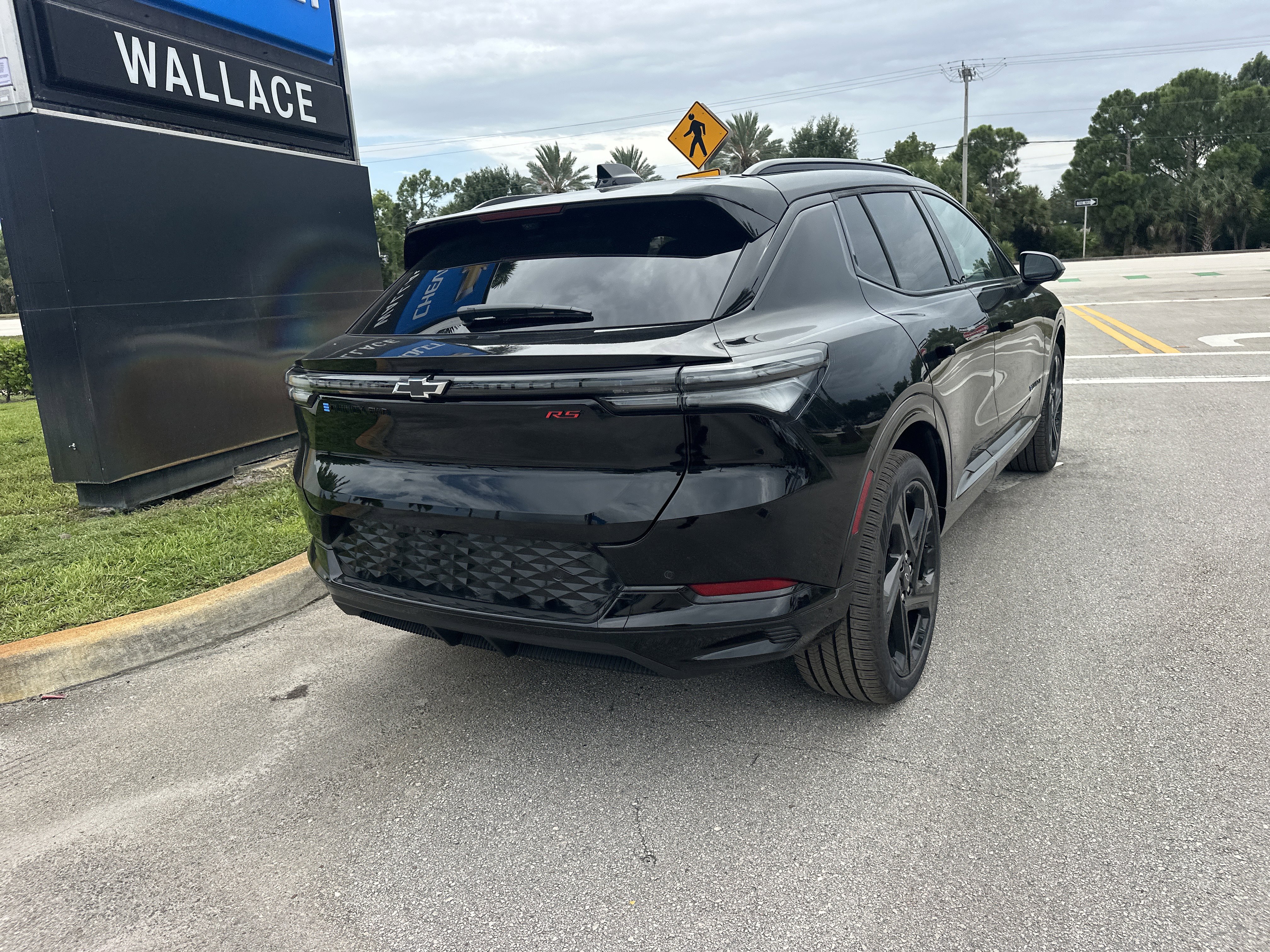 New 2025 Chevrolet Equinox EV RS w/ Active Safety Package 3 image 6