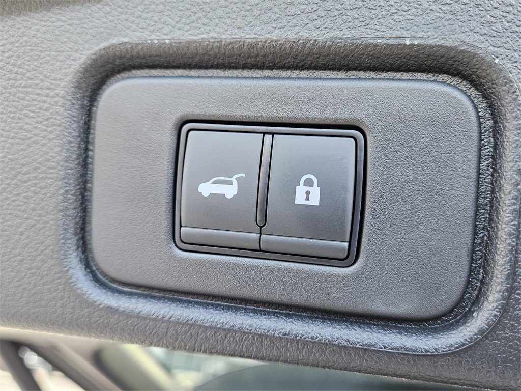 New 2025 Nissan Pathfinder Platinum image 12