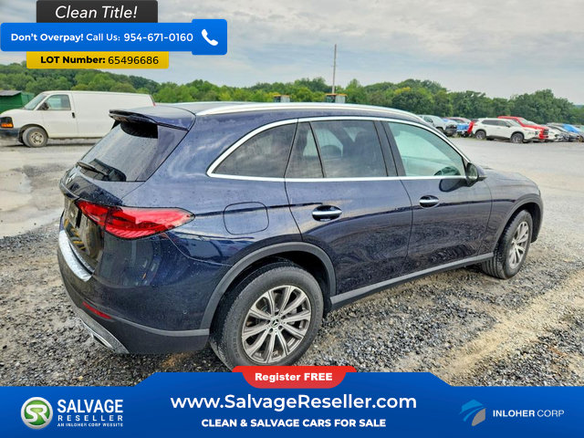 Used 2023 Mercedes-Benz GLC 300 w/ Exclusive Trim Package image 4