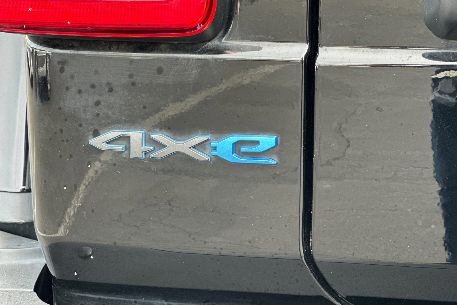 Used 2021 Jeep Wrangler Unlimited Rubicon 4xe w/ Steel Bumper Group image 27