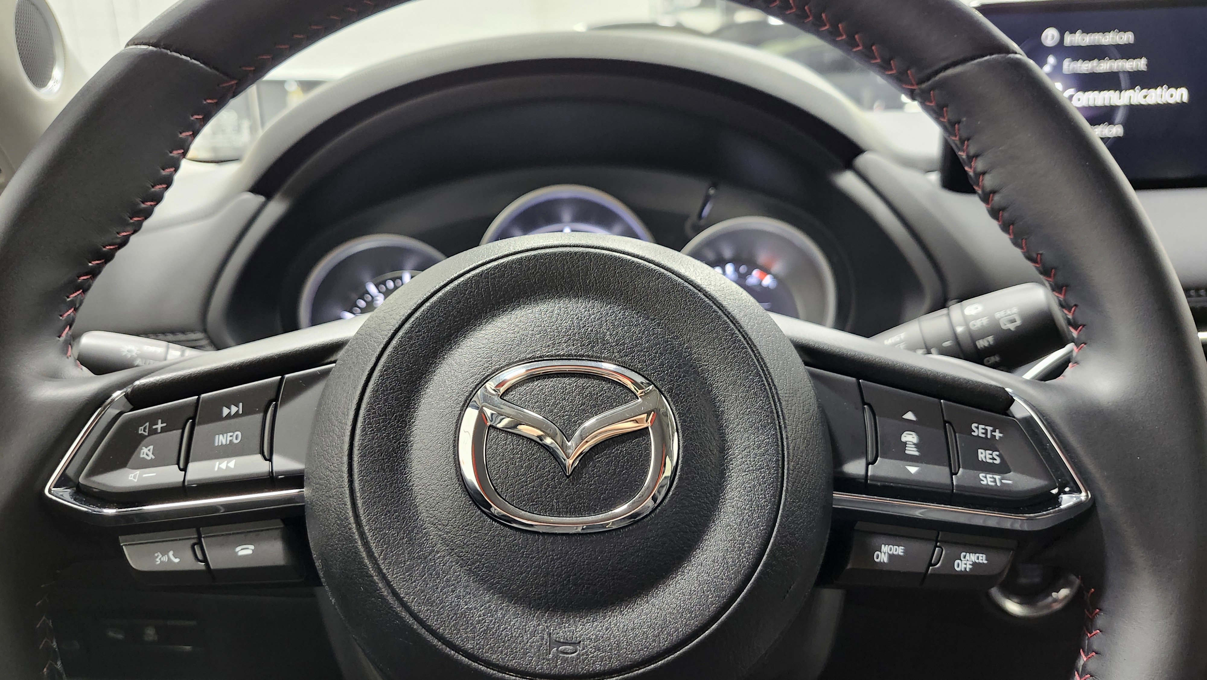 Used 2021 MAZDA CX-5 Carbon Edition image 29