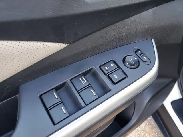 Used 2016 Honda CR-V Touring image 19