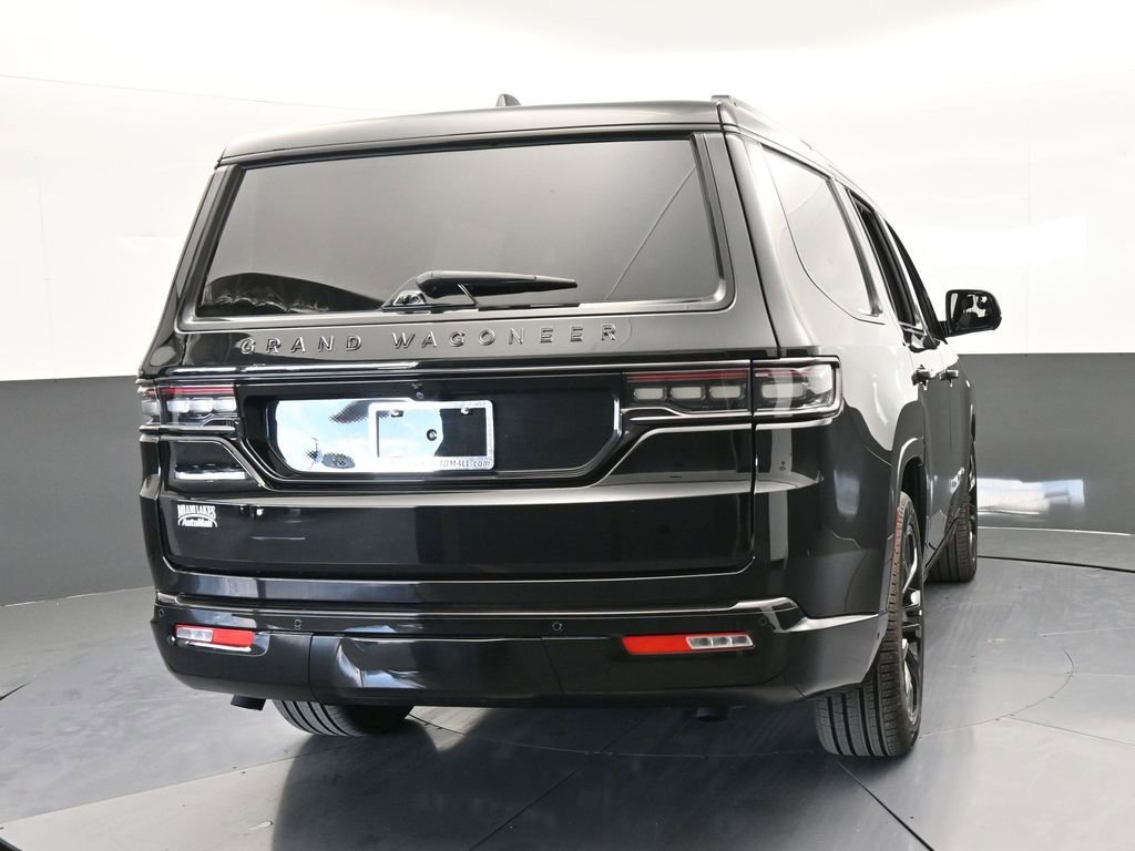 Used 2024 Jeep Grand Wagoneer Series III w/ Quick Order Packagew 28T image 5