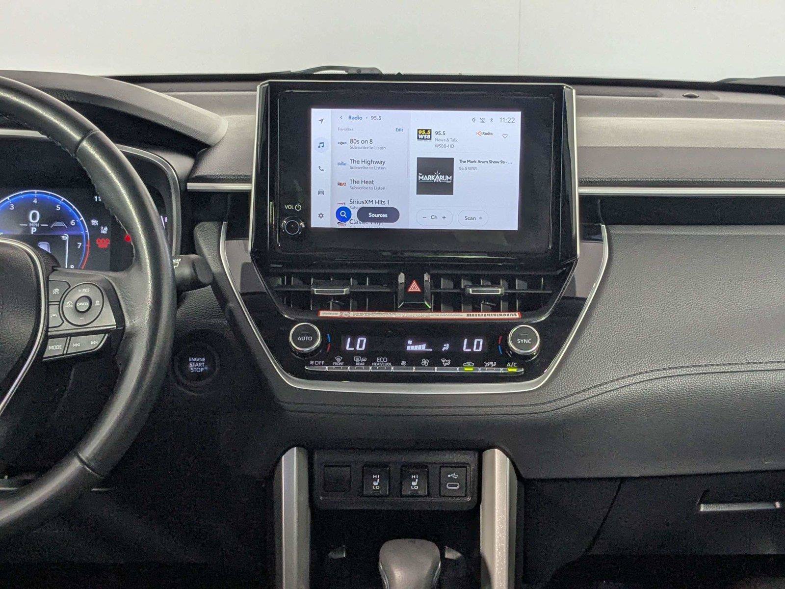 Certified 2025 Toyota Corolla Cross XLE FWD image 41