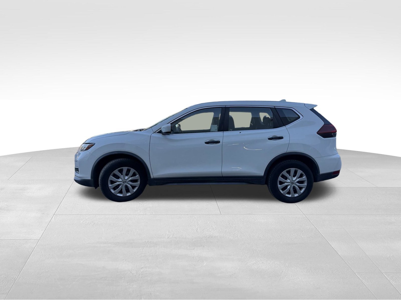 Used 2019 Nissan Rogue S FWD image 6