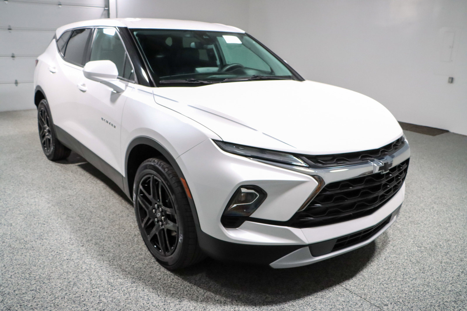 Used 2023 Chevrolet Blazer LT w/ Driver Confidence Package FWD image 5