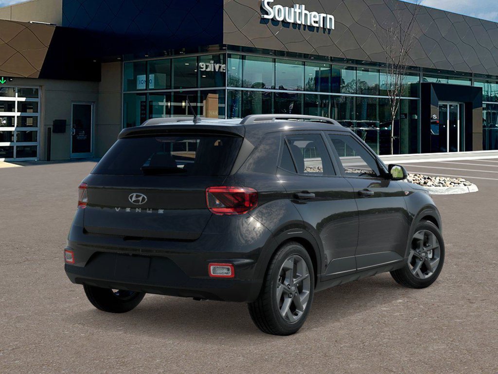 New 2026 Hyundai Venue SEL FWD image 4