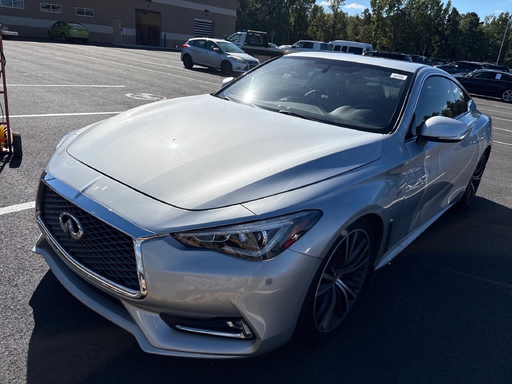 Used 2018 INFINITI Q60 3.0t Luxe RWD image 1