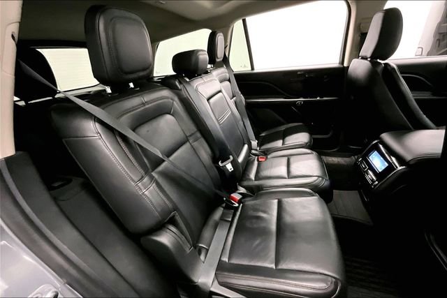 Used 2024 Lincoln Aviator Reserve w/ Class IV Trailer Tow Package image 22