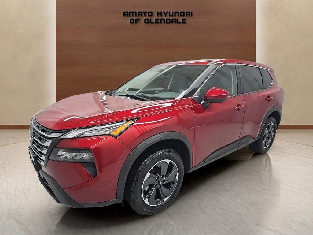 Used 2025 Nissan Rogue SV image 1