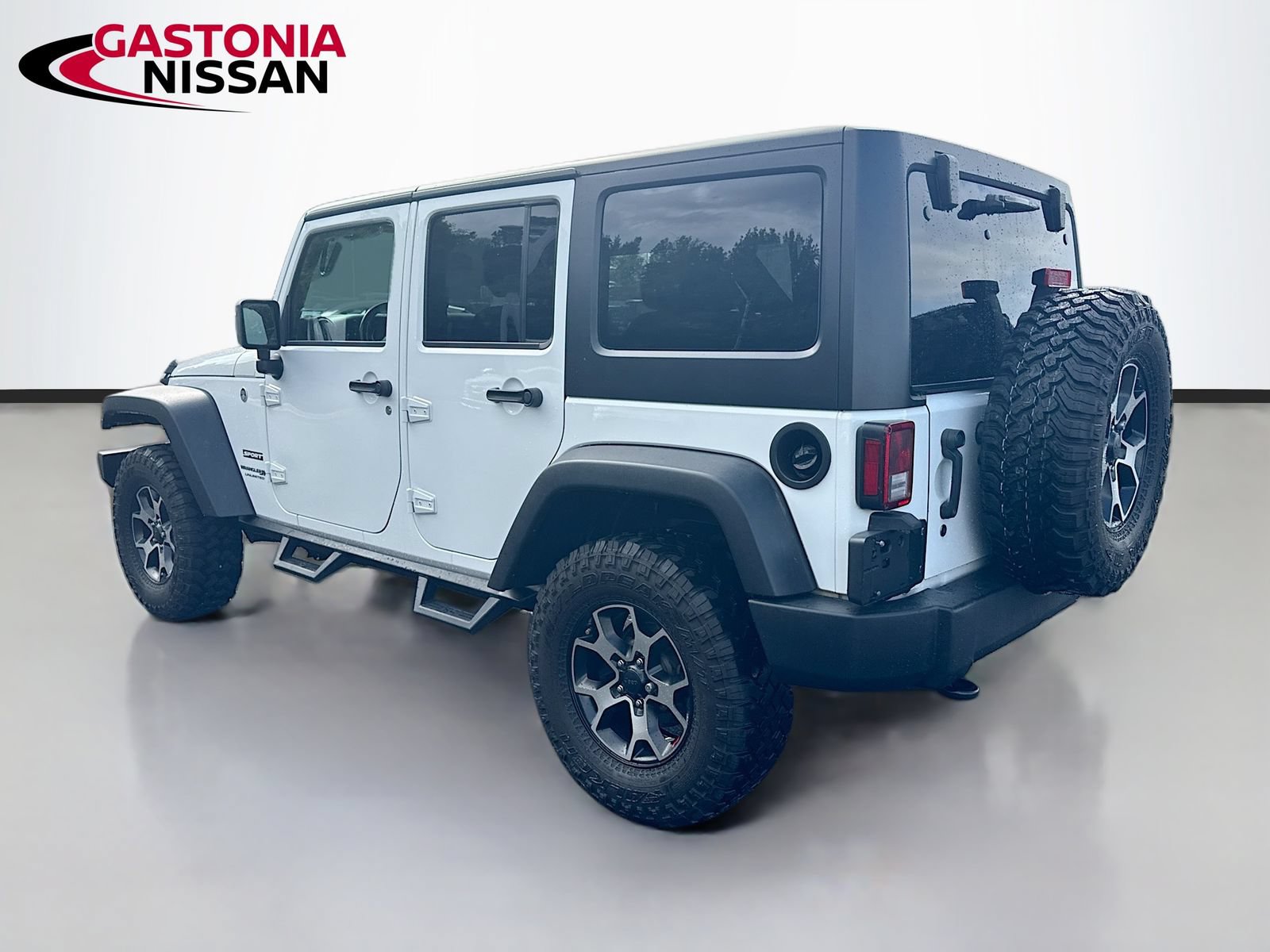 Used 2018 Jeep Wrangler Unlimited Sport S AWD/4WD image 6