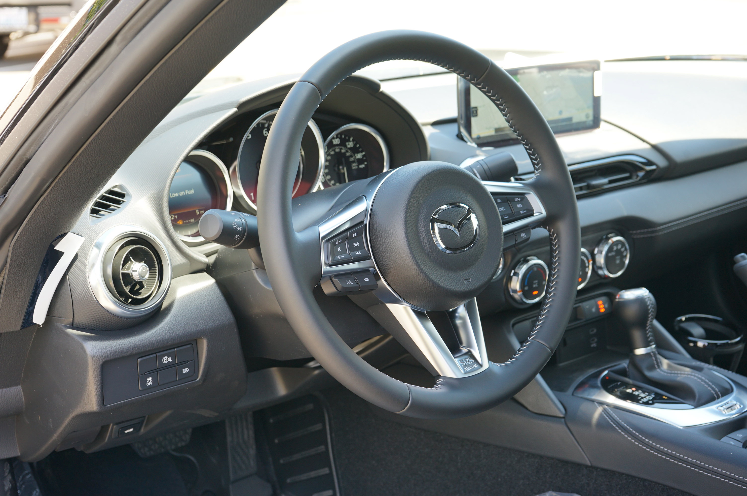 New 2025 MAZDA MX-5 Miata RF Grand Touring w/ Weather Package image 11