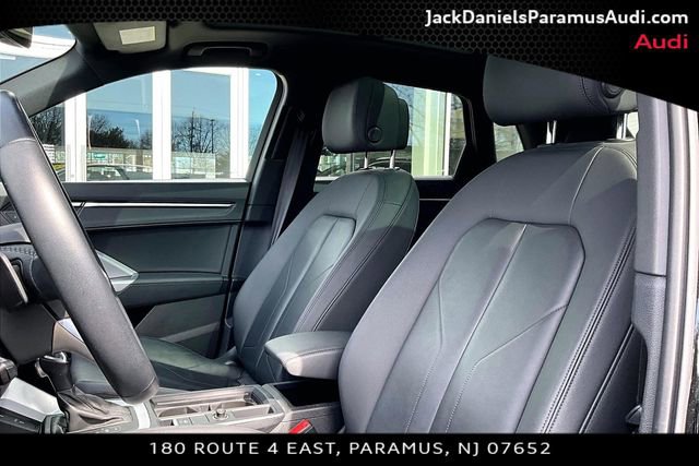 Used 2023 Audi Q3 2.0T Premium w/ Convenience Package image 17