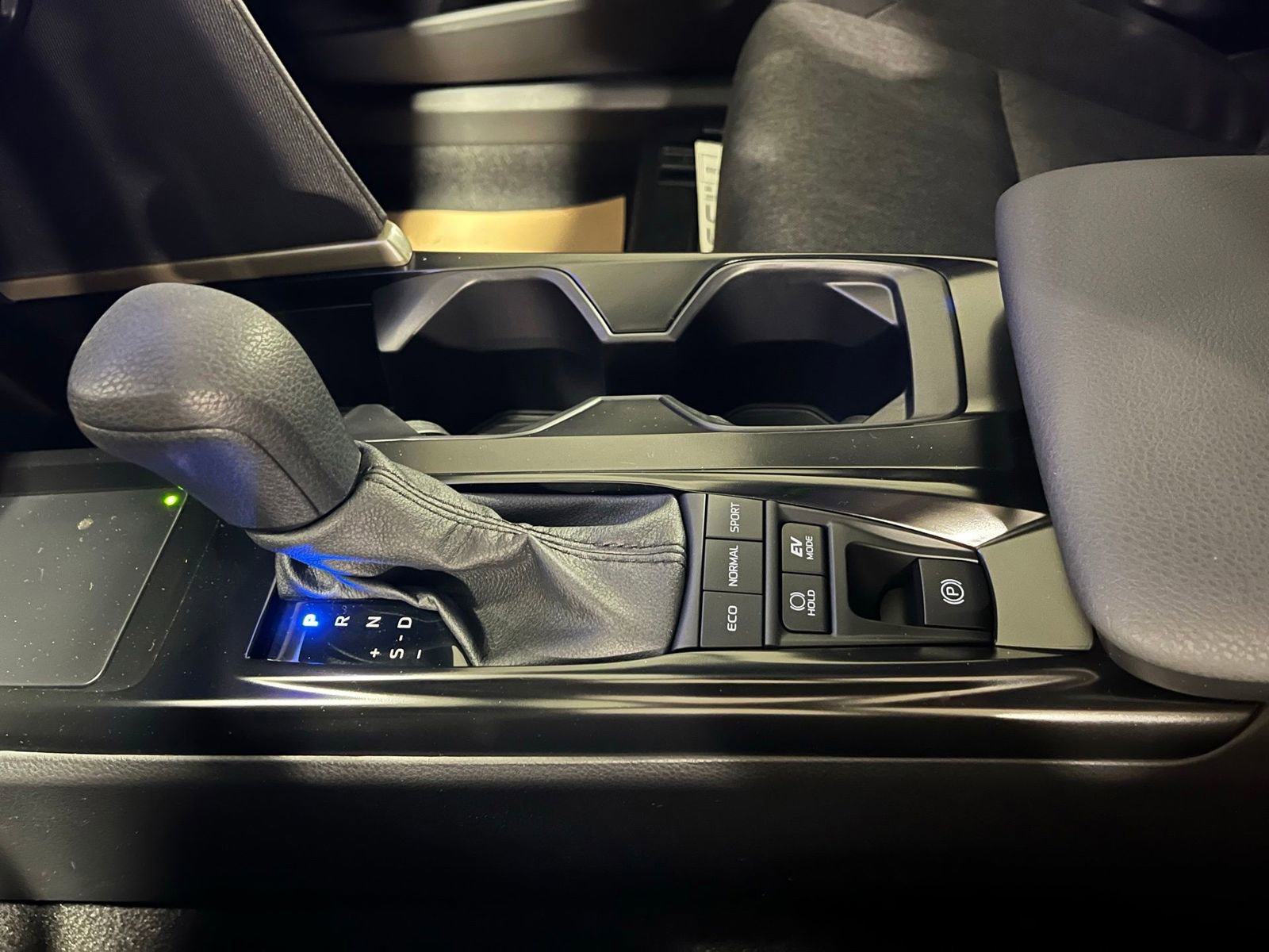 New 2026 Toyota Camry LE FWD image 25