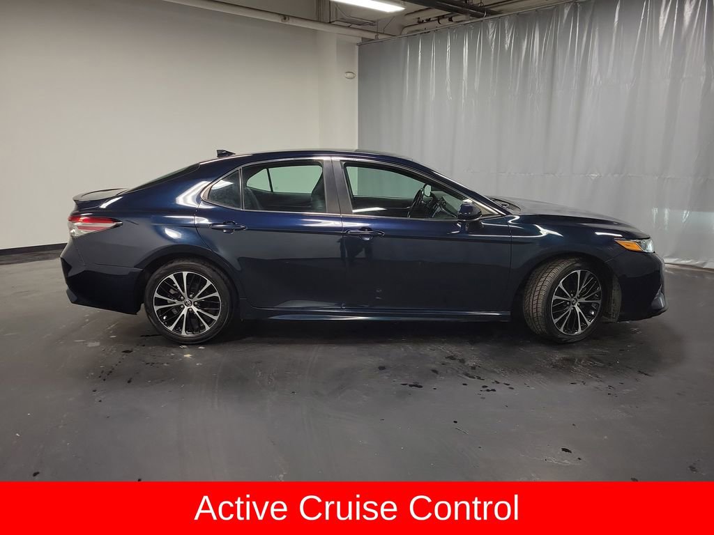 Used 2019 Toyota Camry SE image 9
