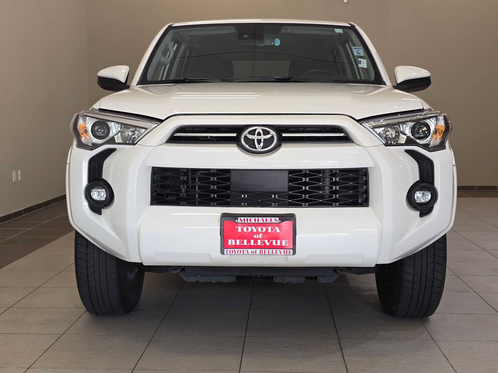 Certified 2022 Toyota 4Runner SR5 AWD/4WD image 6