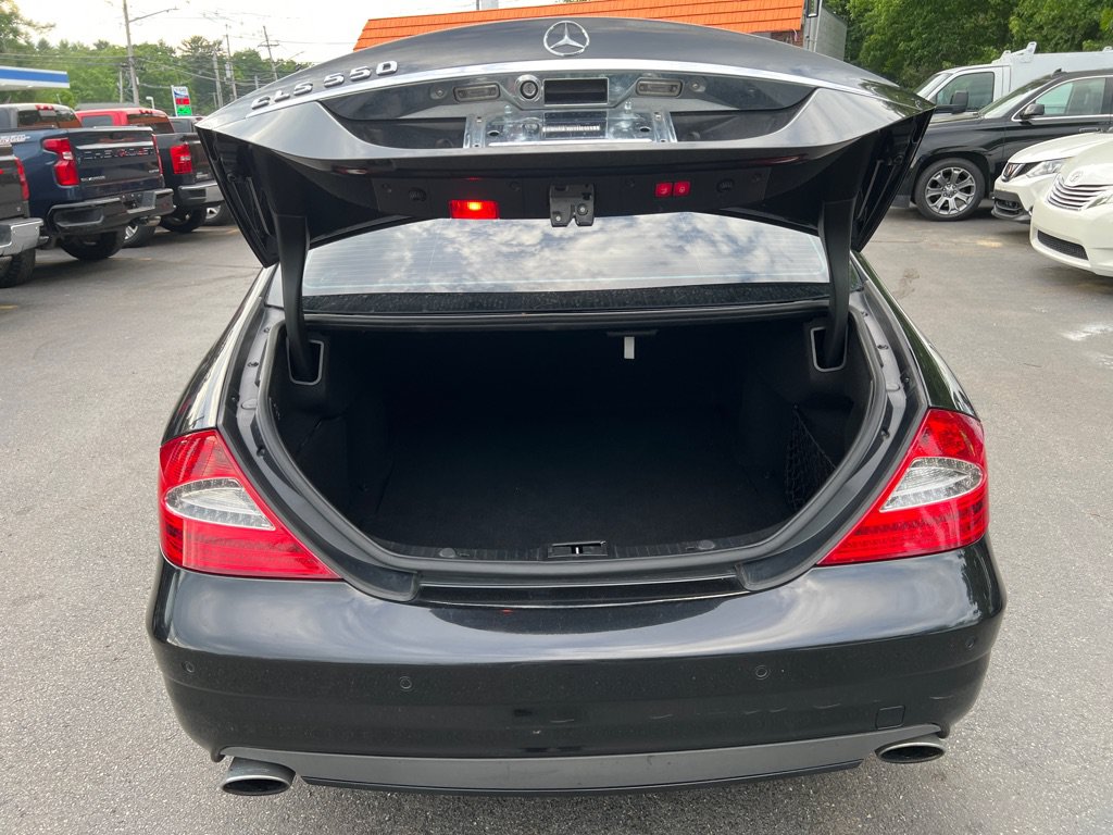 Used 2011 Mercedes-Benz CLS 550 image 5