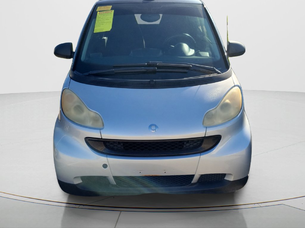 Used 2009 smart fortwo passion RWD image 2