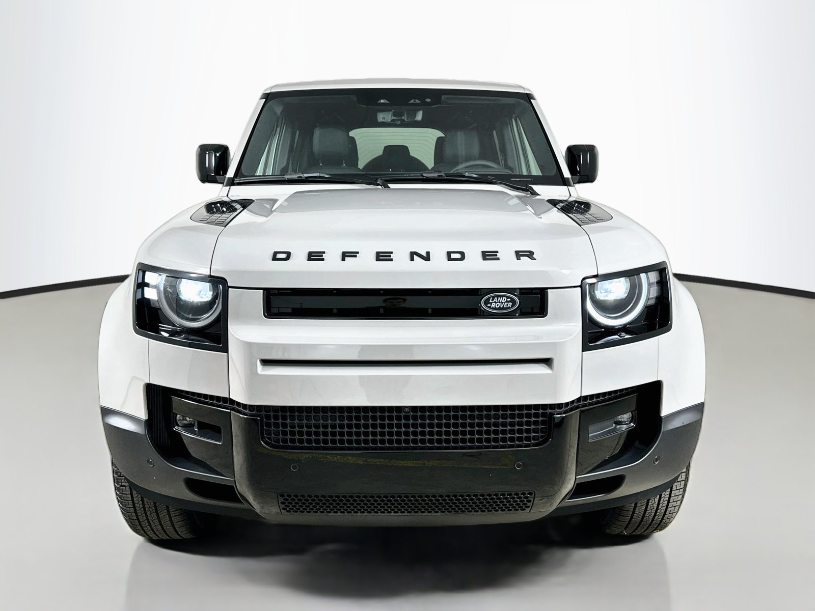 New 2026 Land Rover Defender 110 S AWD/4WD image 2