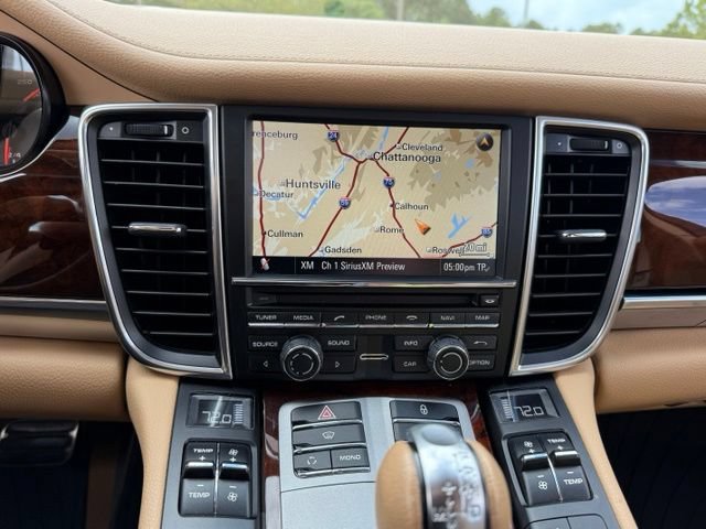 Used 2012 Porsche Panamera 4 image 20