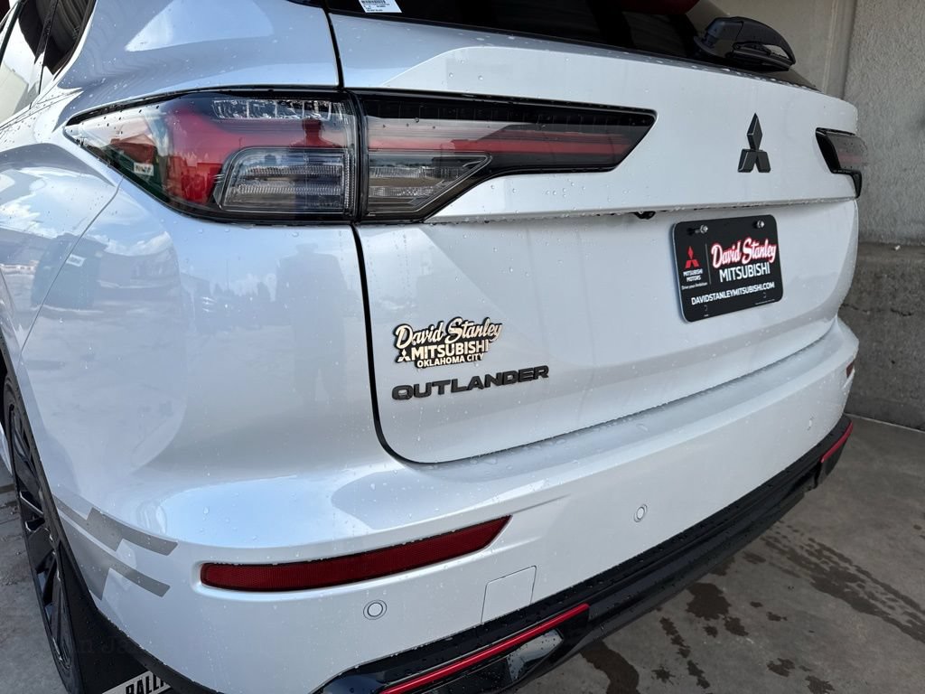 New 2026 Mitsubishi Outlander AWD image 50