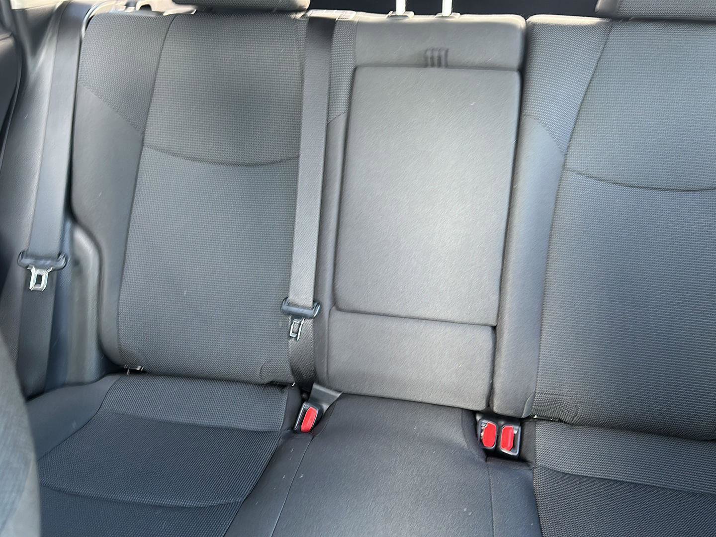 Used 2023 Toyota RAV4 LE AWD/4WD image 15