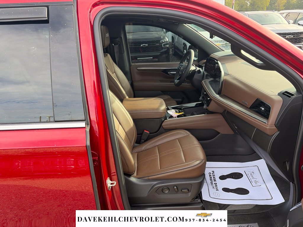 Used 2026 Chevrolet Suburban High Country w/ Sun And Tow Package AWD/4WD image 30