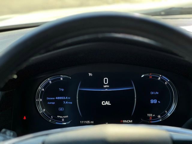 Used 2016 Cadillac Escalade Luxury AWD/4WD image 38