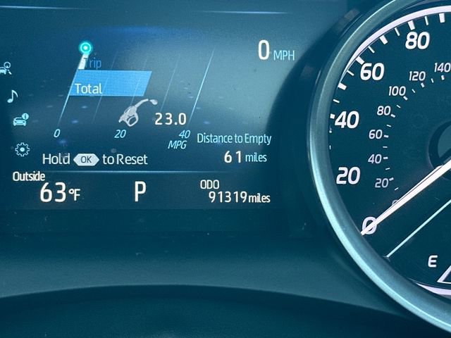 Used 2023 Toyota Camry XLE FWD image 17
