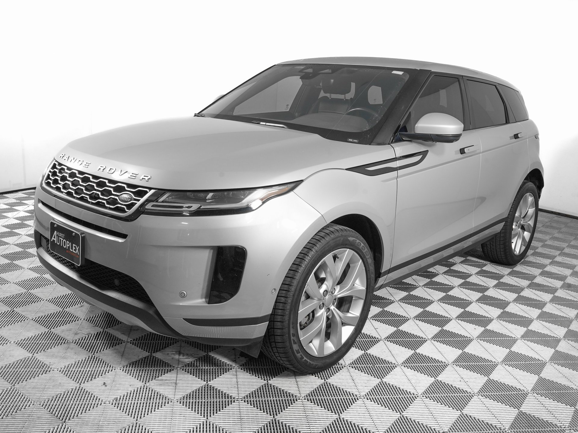 Used 2021 Land Rover Range Rover Evoque SE image 8
