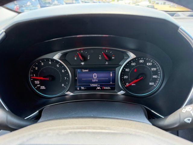 Used 2020 Chevrolet Equinox LT w/ Driver Convenience Package AWD/4WD image 22