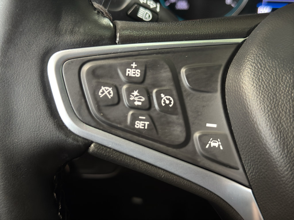 Used 2023 Chevrolet Equinox LT AWD/4WD image 24