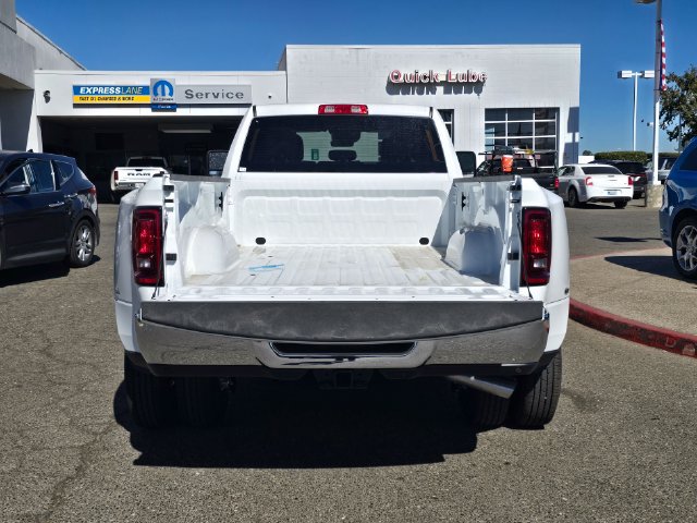 New 2027 RAM 3500 Big Horn AWD/4WD image 25