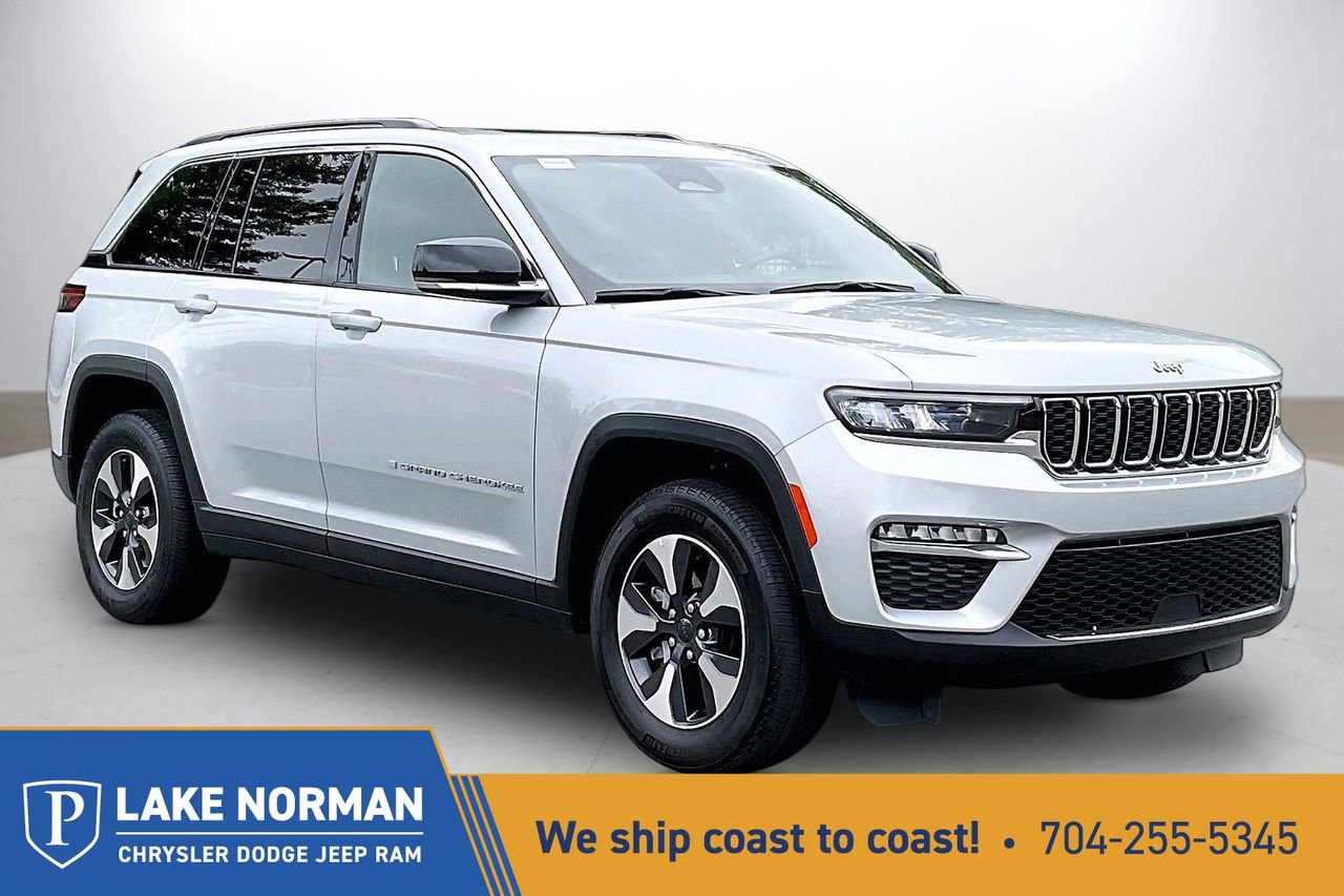 Used 2024 Jeep Grand Cherokee Limited 4xe AWD/4WD image 1