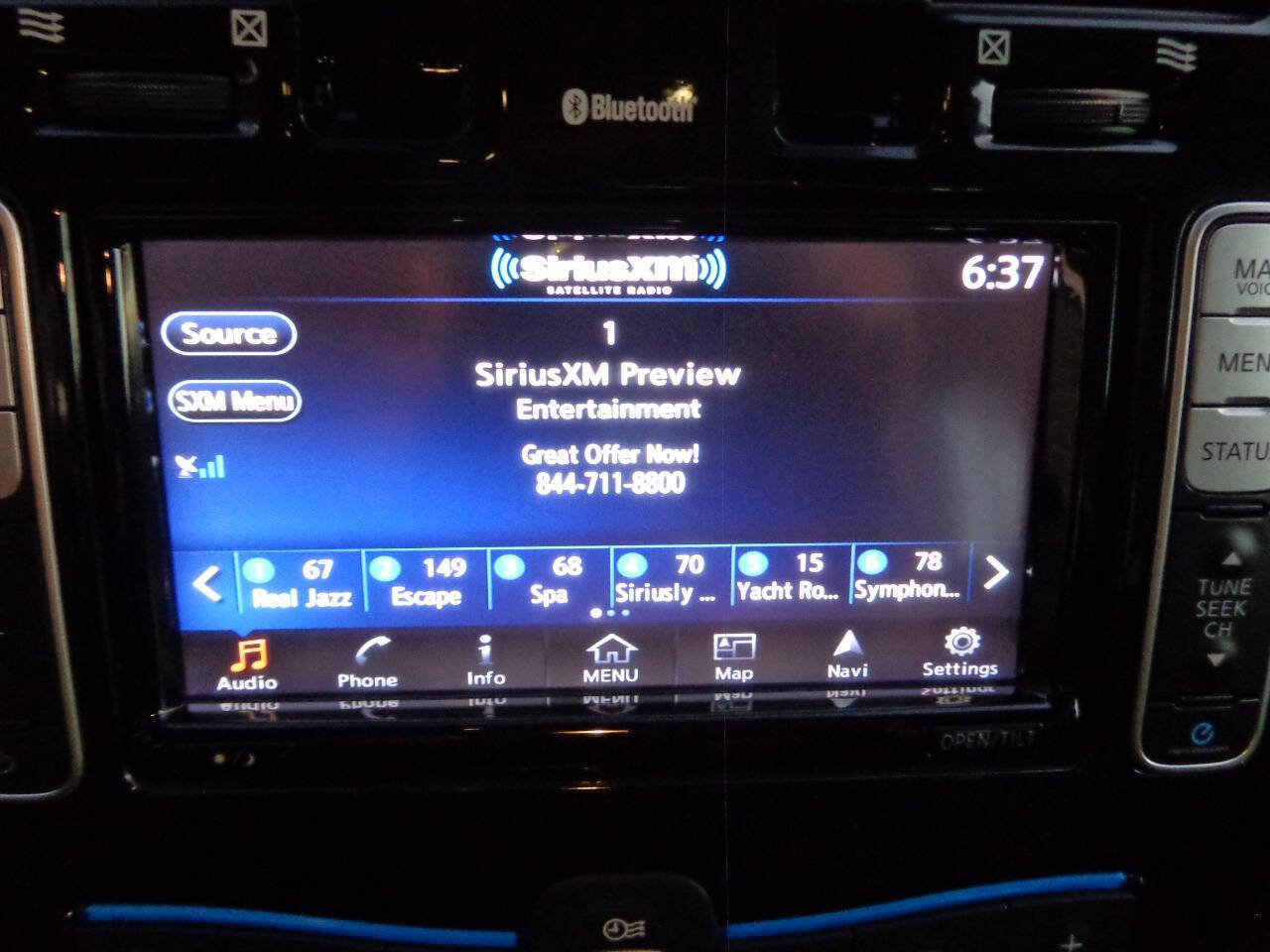 Used 2017 Nissan Leaf SL w/ Protection Package image 30