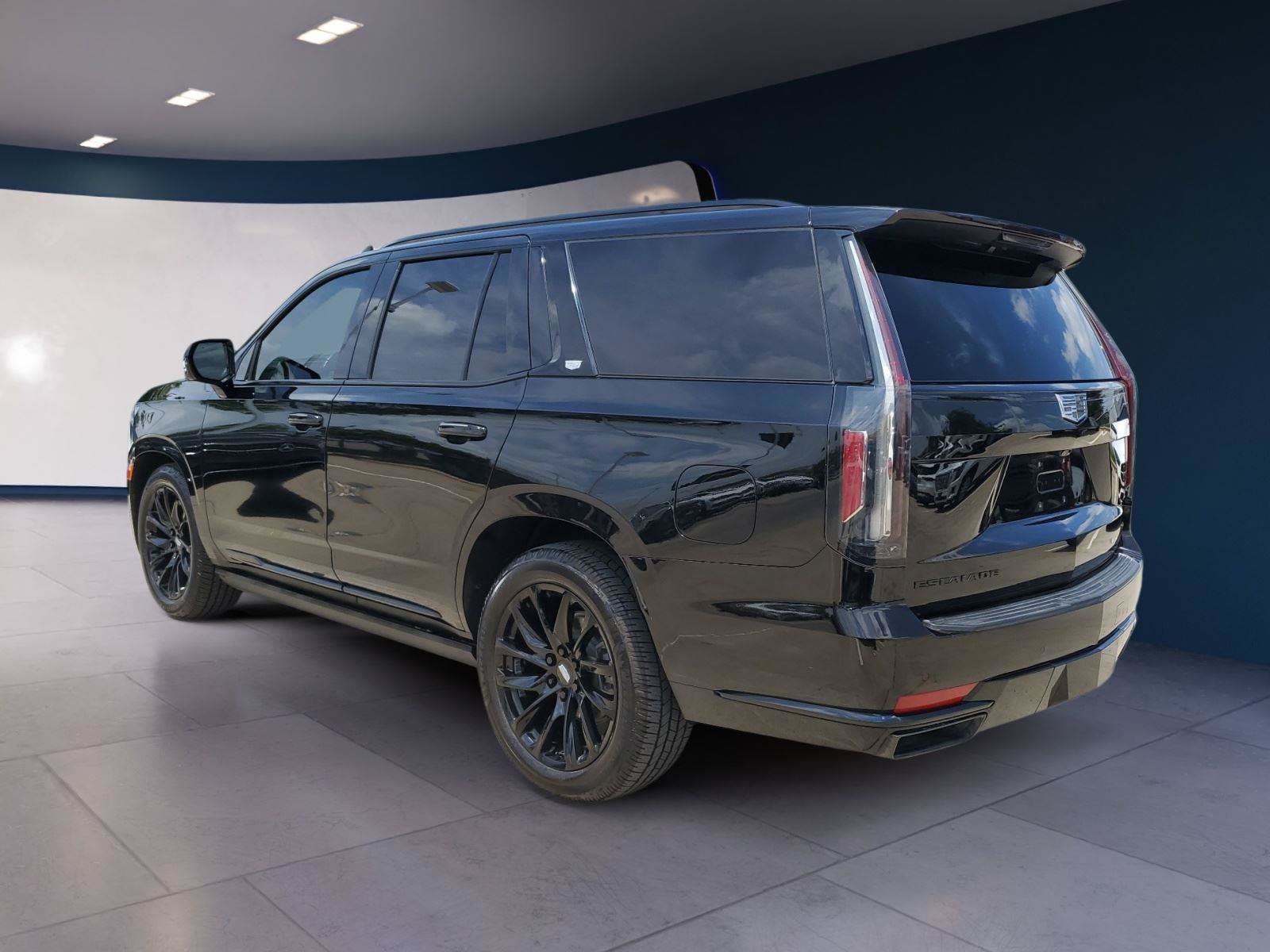 Used 2024 Cadillac Escalade Sport w/ LPO, ONYX Package AWD/4WD image 3