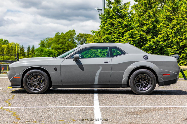 Used 2023 Dodge Challenger SRT Hellcat Redeye image 3