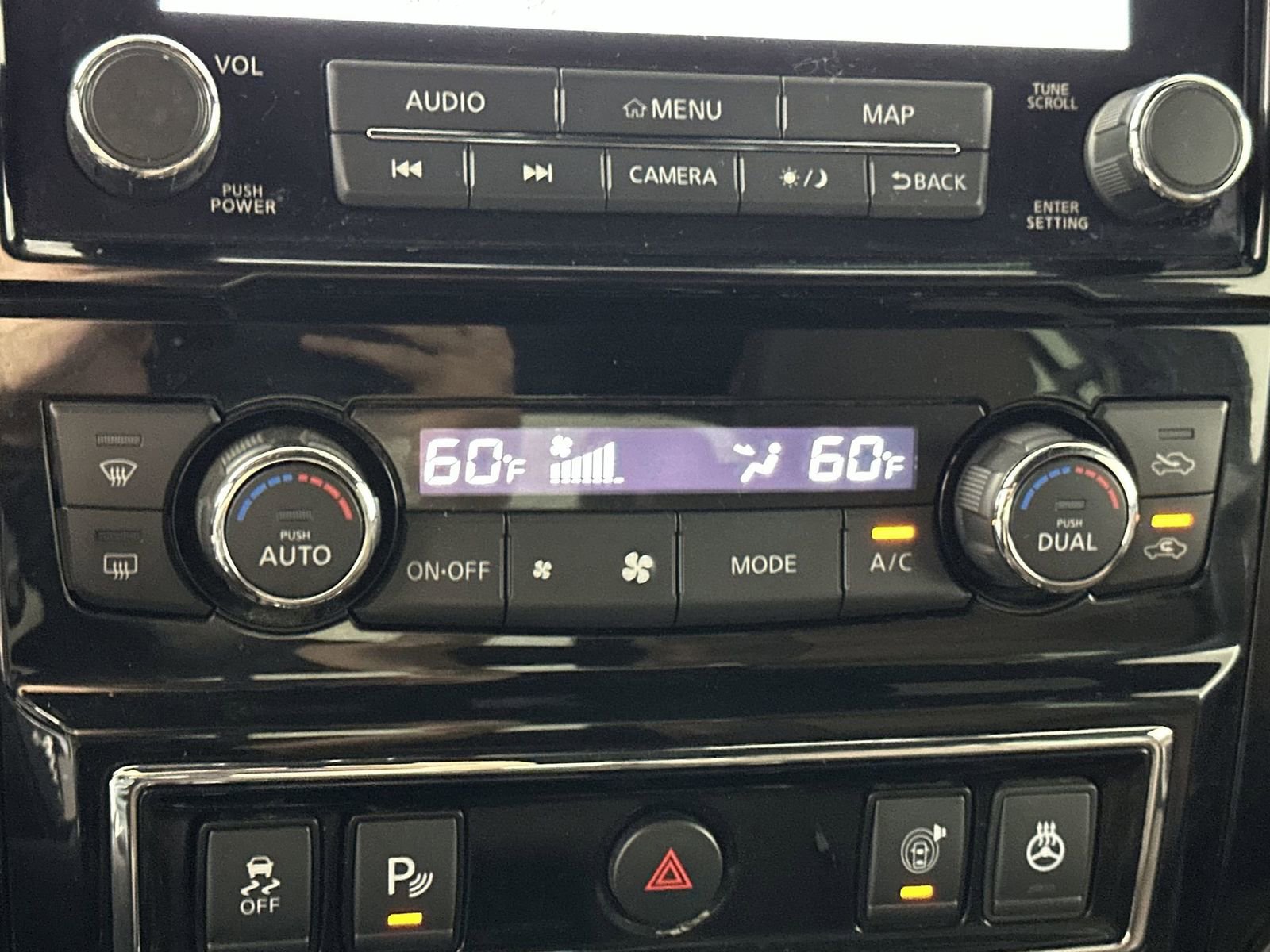 Certified 2021 Nissan Titan Platinum Reserve w/ Moonroof Package image 27