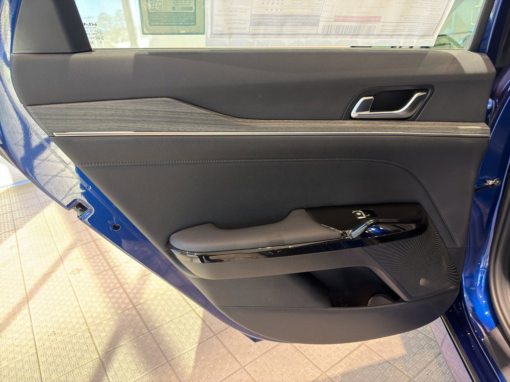 New 2026 Kia K5 EX image 19