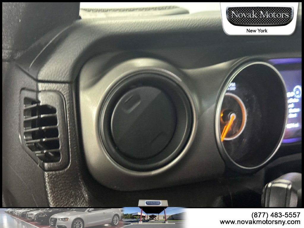 Used 2022 Jeep Wrangler Unlimited Sport AWD/4WD image 15