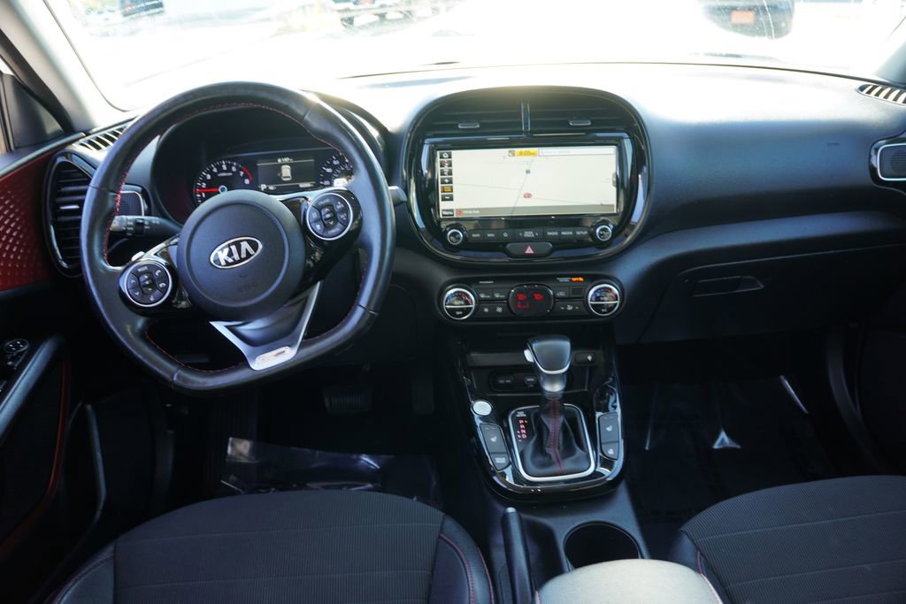 Used 2020 Kia Soul GT-Line Turbo FWD image 19