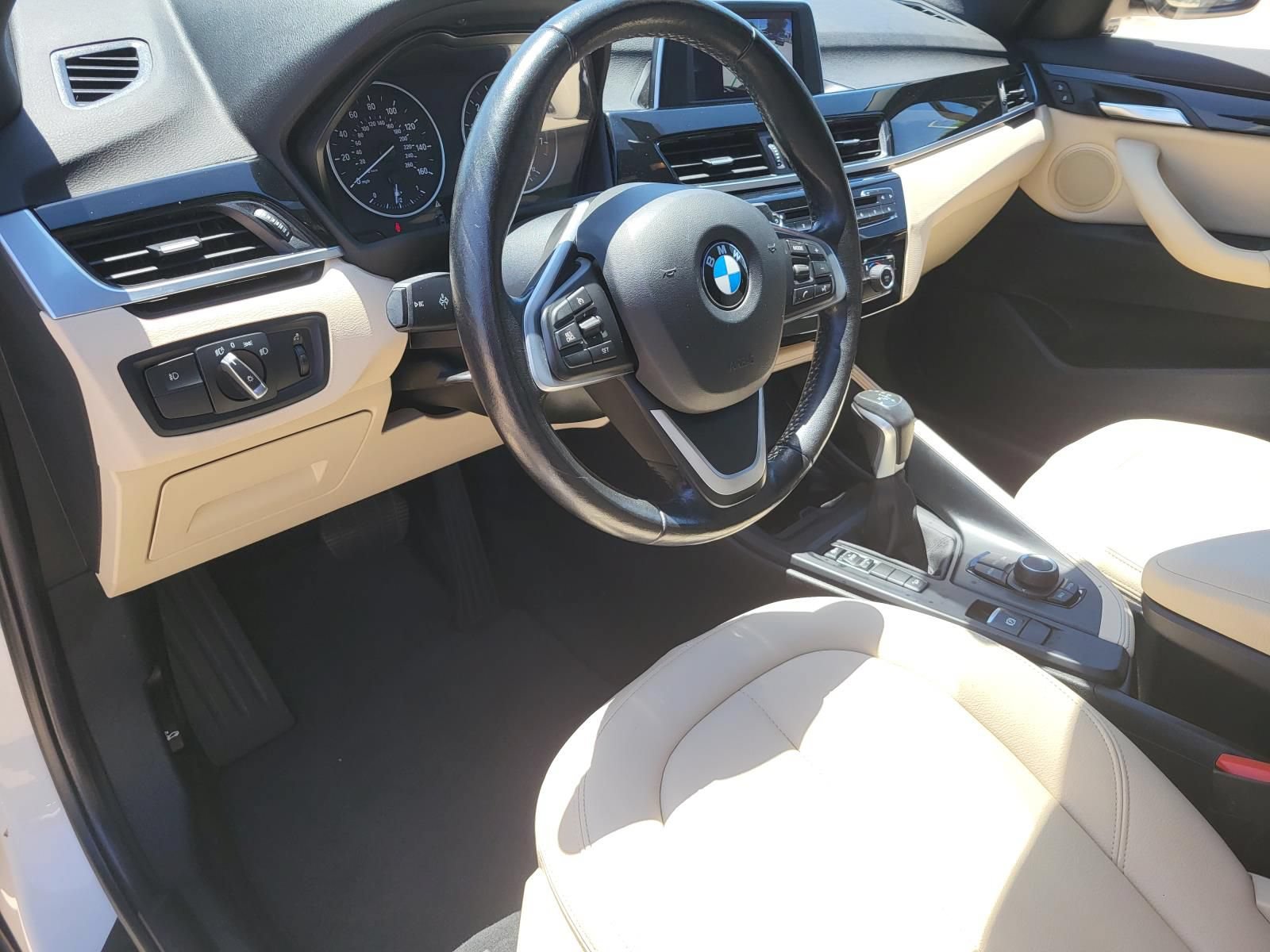 Used 2018 BMW X1 xDrive28i AWD/4WD image 23